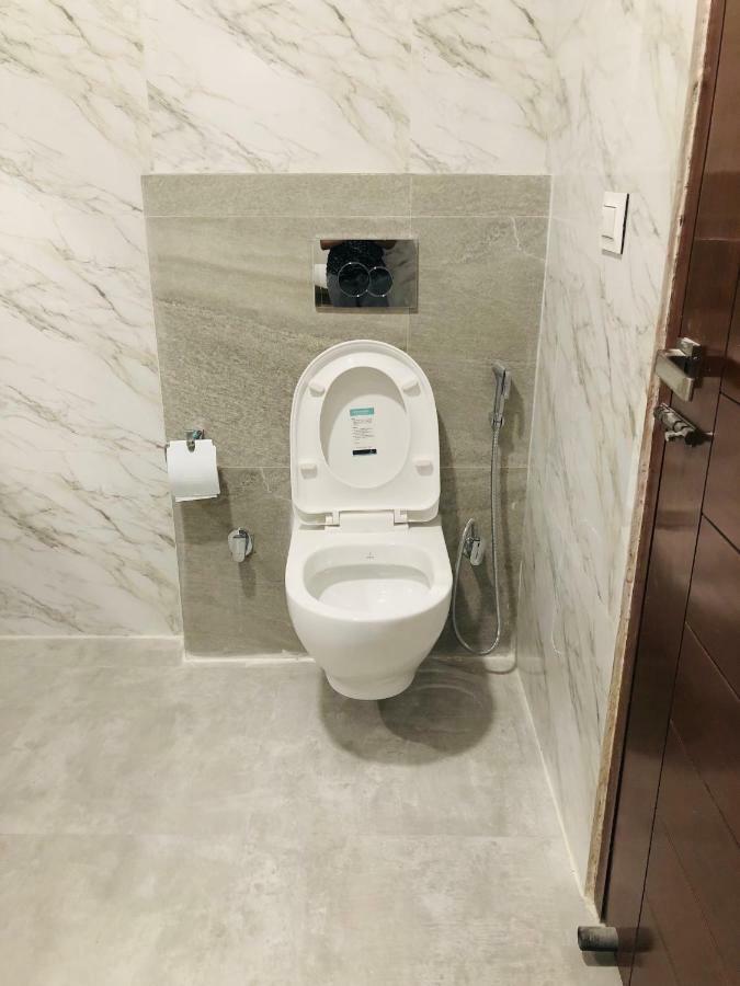 Hotel Ak Suites Patiāla Exteriör bild