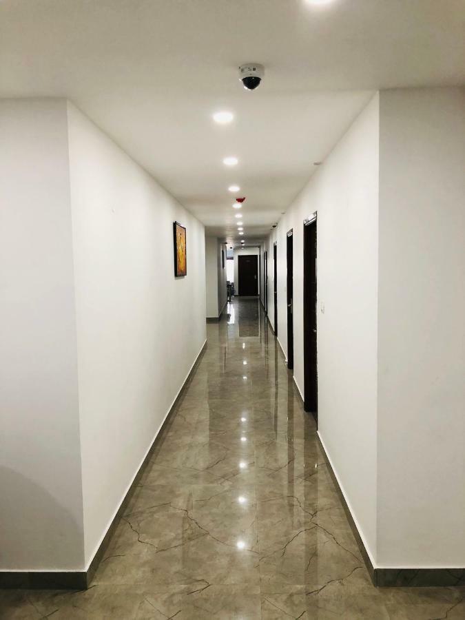 Hotel Ak Suites Patiāla Exteriör bild