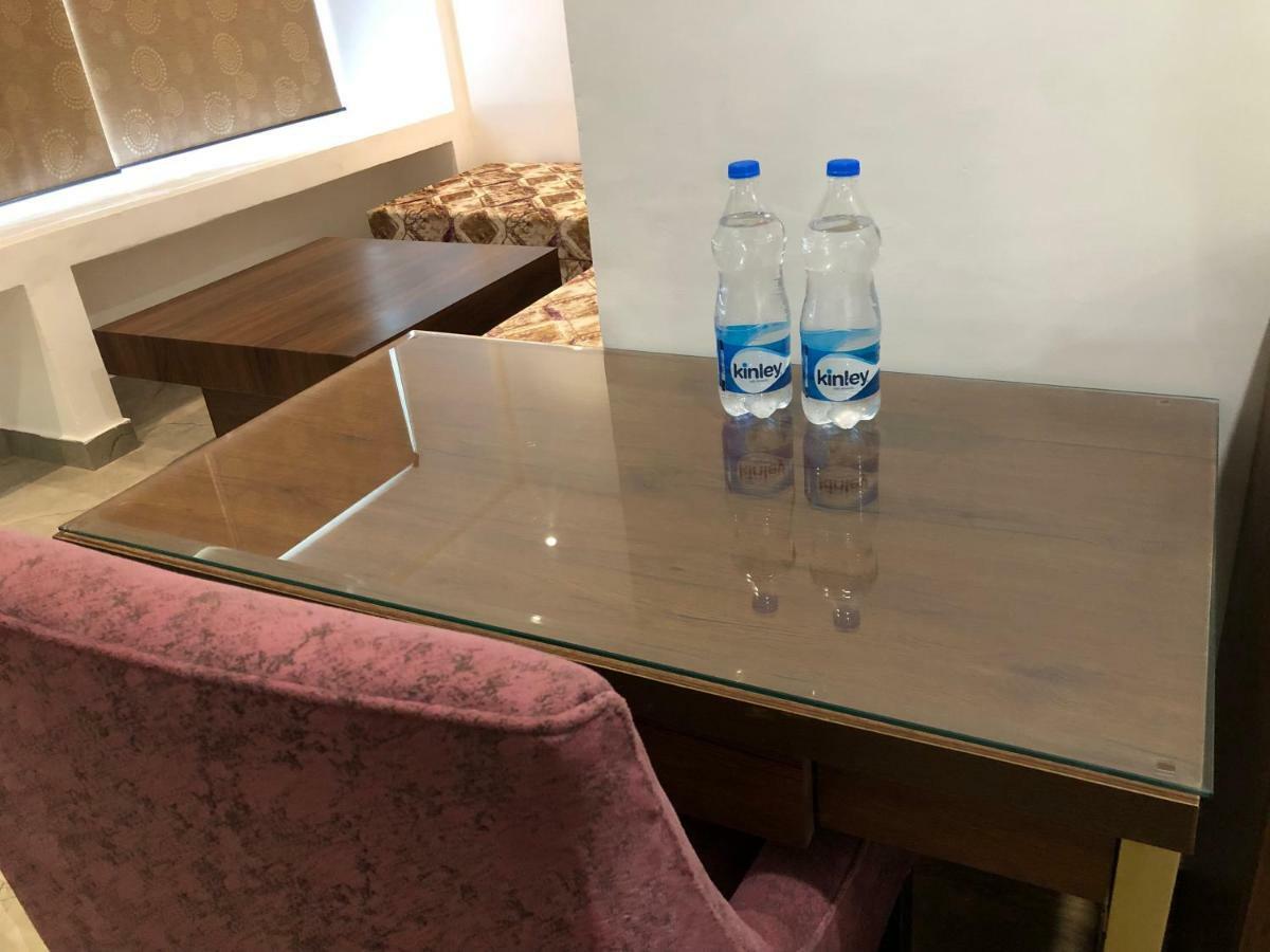 Hotel Ak Suites Patiāla Exteriör bild